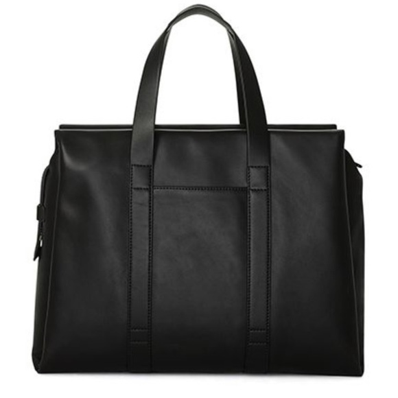 100% Aritzia Six Eleven Mc Duffle Large Leather Bag - Picture 8 of 9